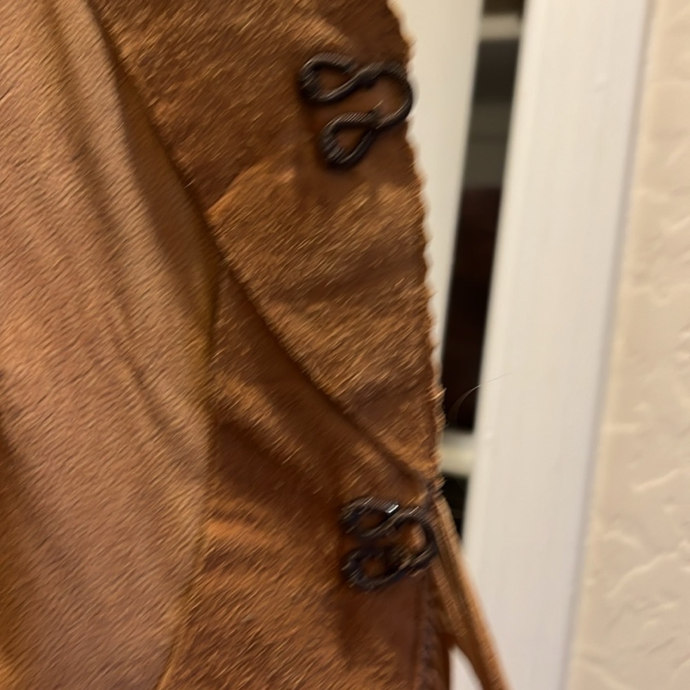 Hand painted Suede Vest - Picture 6 of 11